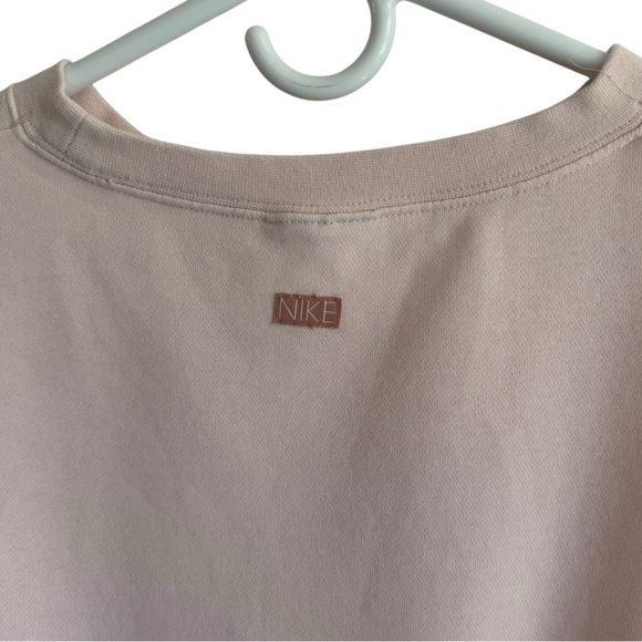 Nike Sportswear Femme Women's Crewneck Sweatshirt Top, Blush Pink, Size L - Picture 7 of 9